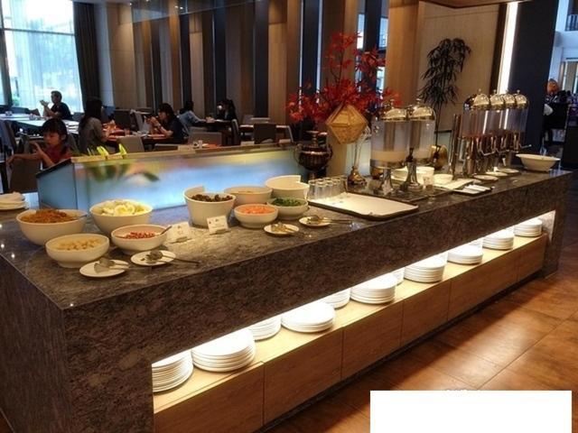 グランド ロイヤル ホテル 頭フン市 エクステリア 写真